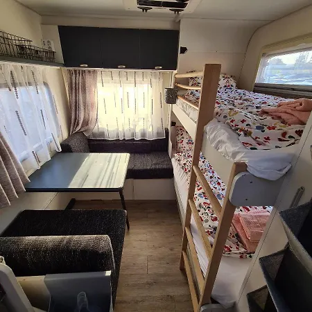 Louise's Camper Kemping