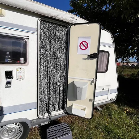 Louise's Camper Neusiedl an der Zaya