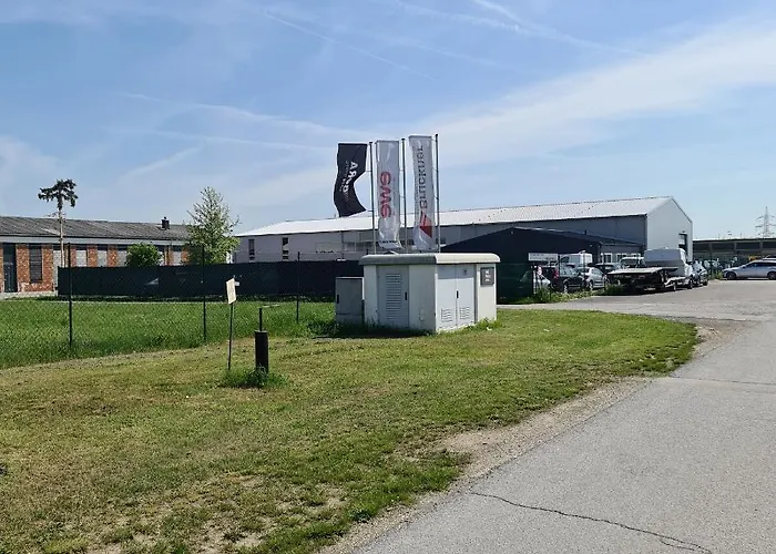 Louise's Camper Kemping Neusiedl an der Zaya